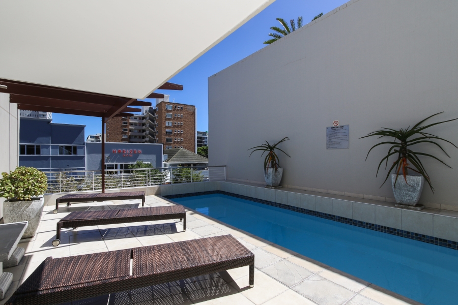To Let 2 Bedroom Property for Rent in Sea Point Western Cape
